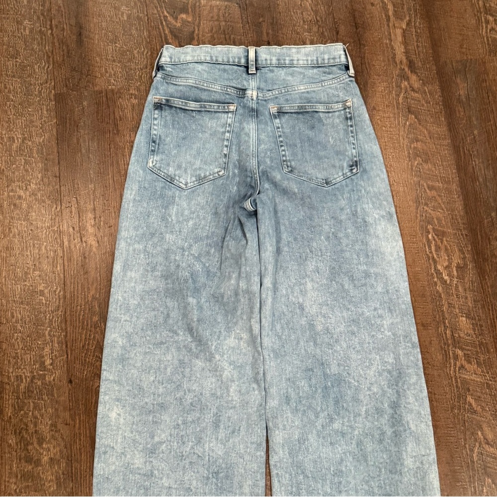 GAP High Rise Light Blue Jeans - Picture 8 of 11